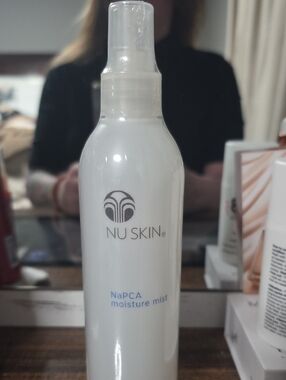 Skin White Nu Skin NaPCA Moisture Mist Hydrating Facial Spray